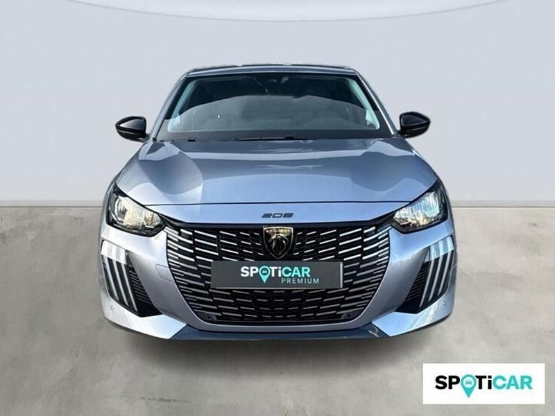 Usado Peugeot 208 Allure 102 CV (75 kW) 2024 Gris Utilitario