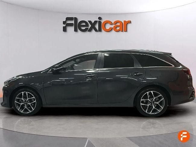 Usado Kia Ceed GT GT-Line 140 CV (102 kW) 2019 Gris / plata Familiar