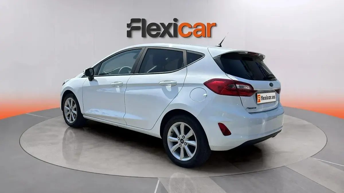 Usado Ford Fiesta Active 102 CV (75 kW) 2021 Blanco Utilitario