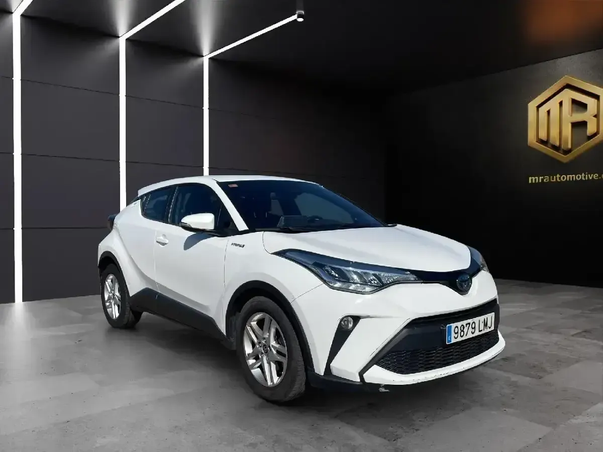 Usado Toyota C-HR Active 122 CV (89 kW) 2021 Blanco SUV