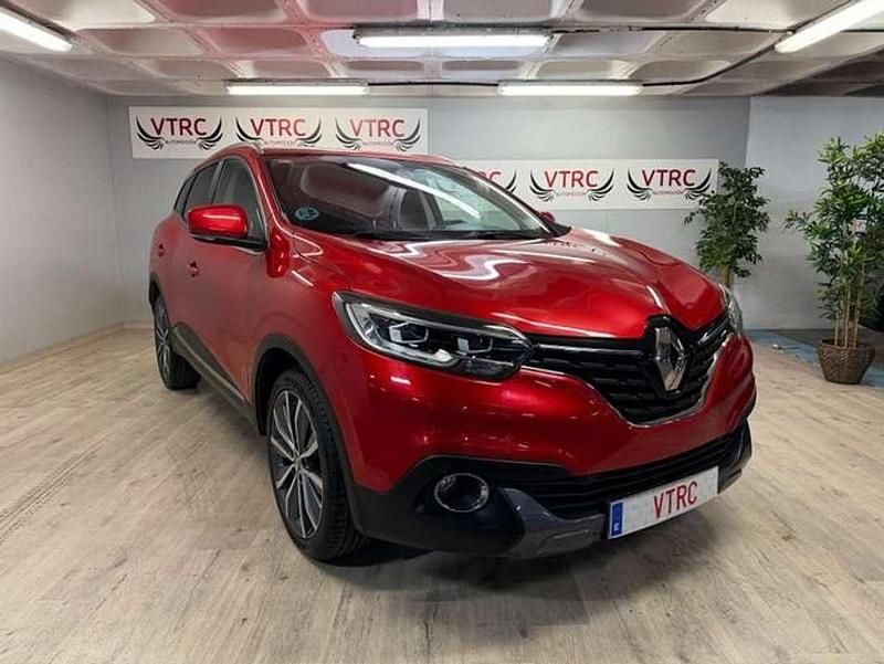 Usado Renault Kadjar Zen 132 CV (97 kW) 2016 Granate SUV
