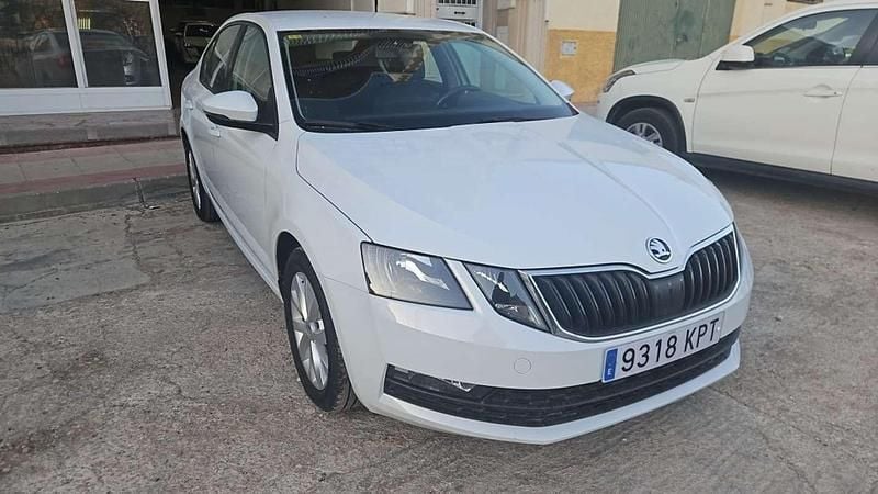 Brugt Skoda Octavia Ambition 116 HK (85 kW) 2018 Hvid Hatchback