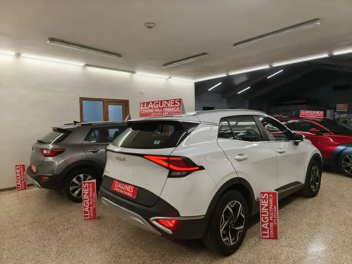 Käytetty Kia Sportage 160 HP (117 kW) 2025 Valkoinen Katumaasturi