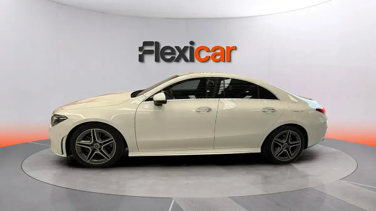 Usado Mercedes CLA200 150 CV (110 kW) 2019 Blanco Coupe