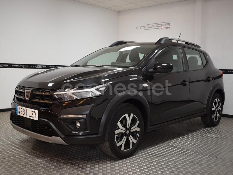 Negro Usado 2022 Dacia Sandero Expression Utilitario | 14.900 € (Precio justo) - Imagen 1/4