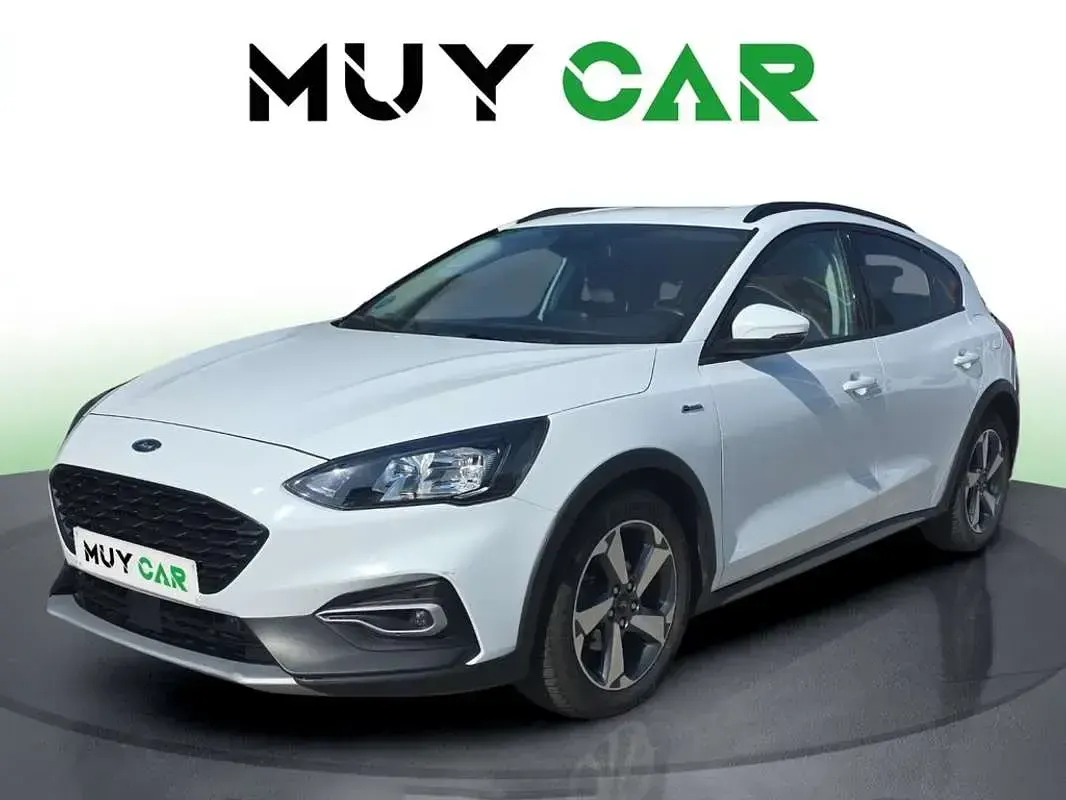 Usado Ford Focus Active 125 CV (91 kW) 2022 Blanco Utilitario