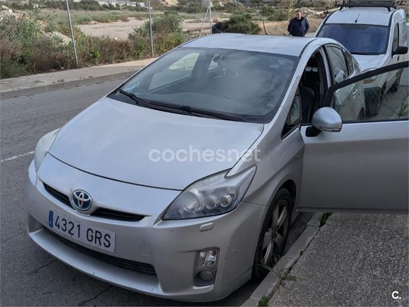 Usado Toyota Prius Executive 136 CV (100 kW) 2009 Gris / plata Utilitario