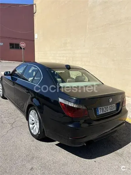 Usado BMW 520 163 CV (119 kW) 2008 Negro Berlina