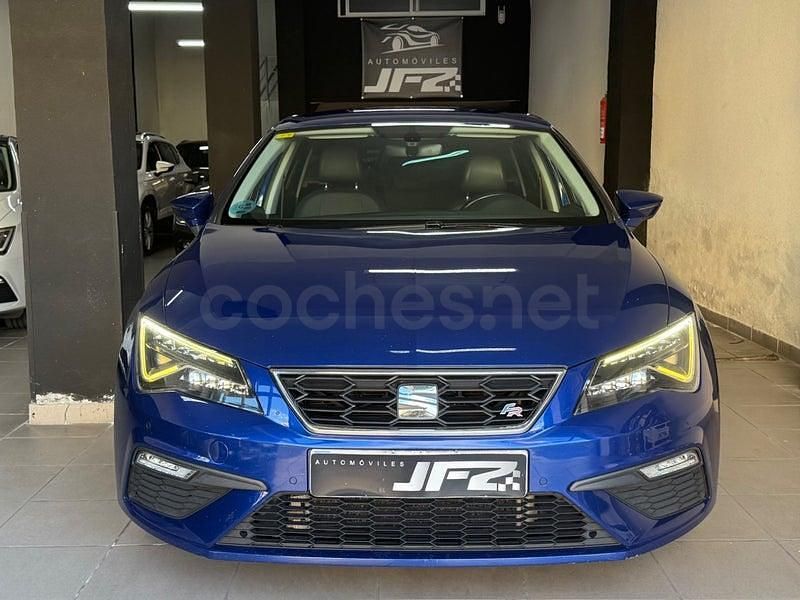 Begagnad Seat Leon FR 125 HK (91 kW) 2018 Blå Sedan
