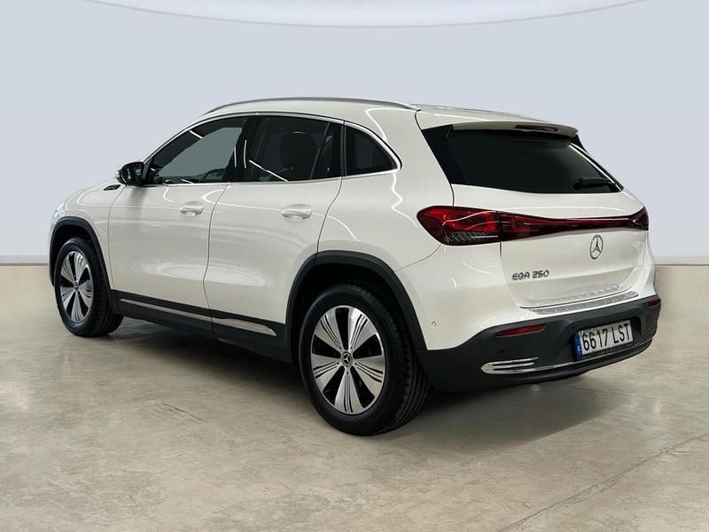 Usado Mercedes EQA250 139 kW (190 CV) 2021 Blanco SUV