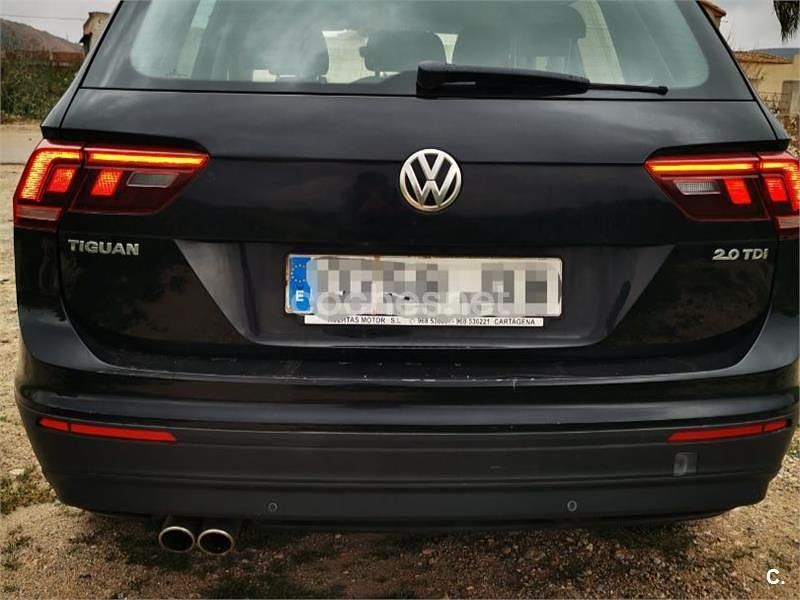 Usado VW Tiguan Advance 115 CV (84 kW) 2017 Negro SUV
