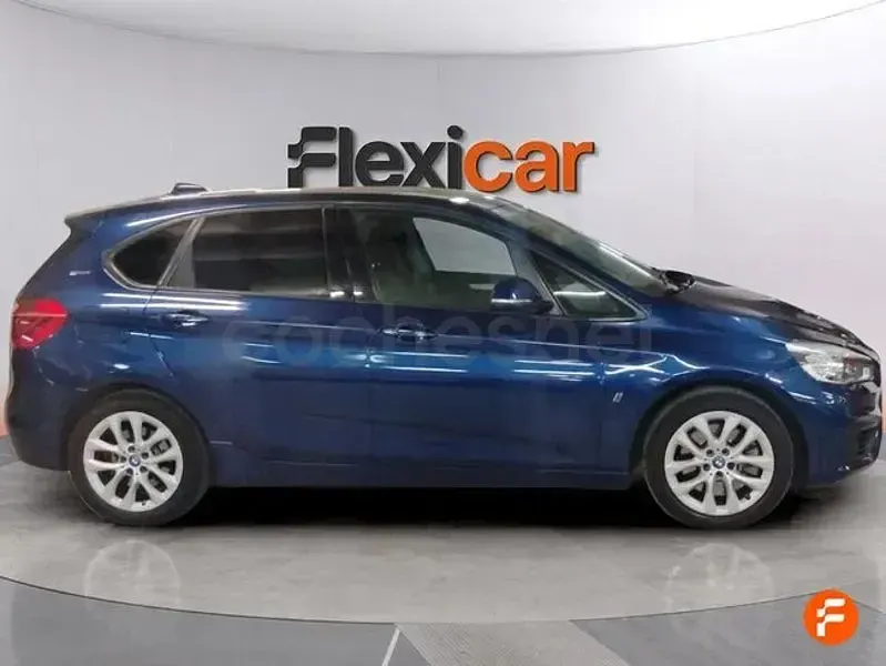 Usado BMW 225 Active Tourer iPerformance 224 CV (164 kW) 2019 Azul Monovolumen