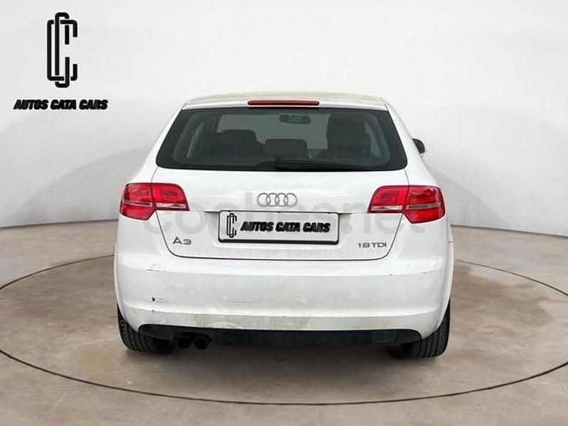 Usado Audi A3 Attraction 105 CV (77 kW) 2009 Blanco Utilitario