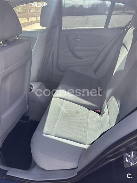 Azul Usado 2007 BMW 118 Utilitario | 5200 € (Un poco caro) - Imagen 1/1