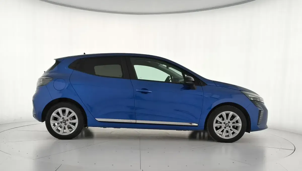 Usado Renault Clio V Evolution 101 CV (74 kW) 2025 Azul rayo Berlina