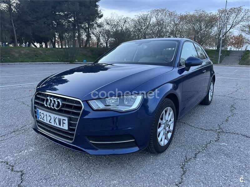 Azul Usado 2013 Audi A3 Ambition Berlina | 7900 € (Precio justo) - Imagen 1/4