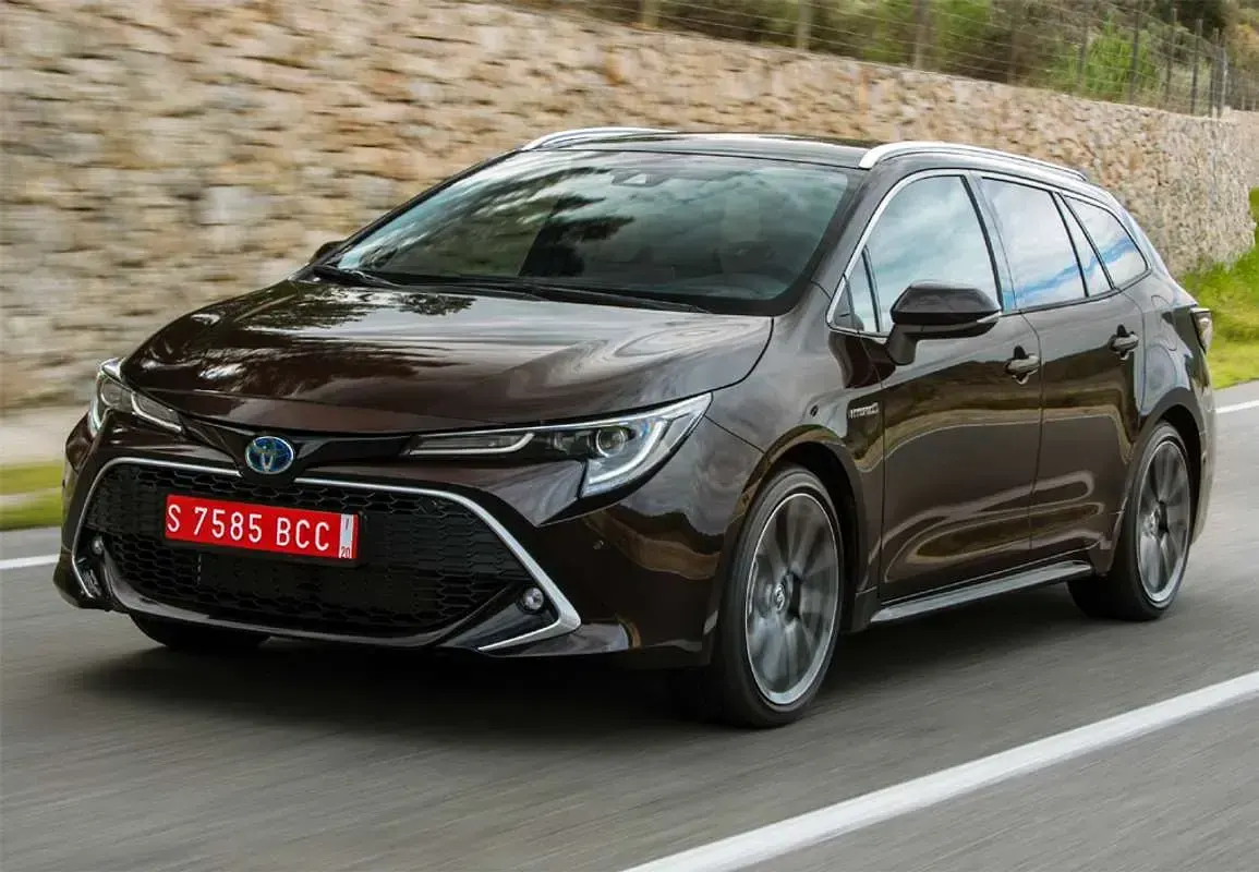 Usado Toyota Corolla Active 122 CV (89 kW) 2021 Azul Familiar