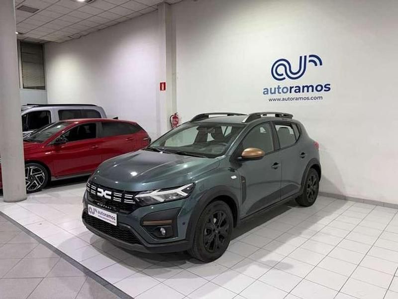 Usado Dacia Sandero Extreme 110 CV (80 kW) 2024 Verde Utilitario