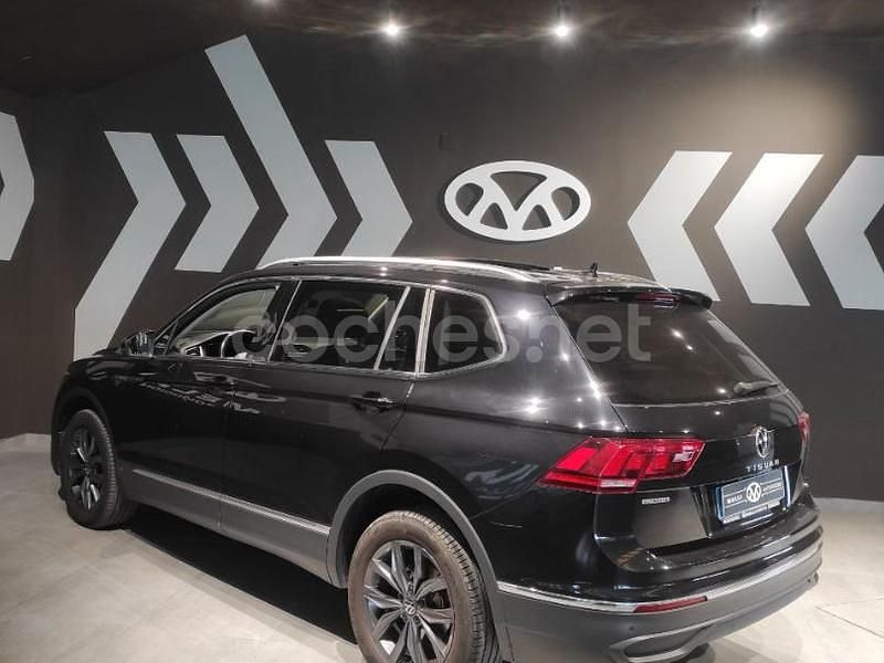 Usado VW Tiguan Allspace 150 CV (110 kW) 2022 Negro SUV