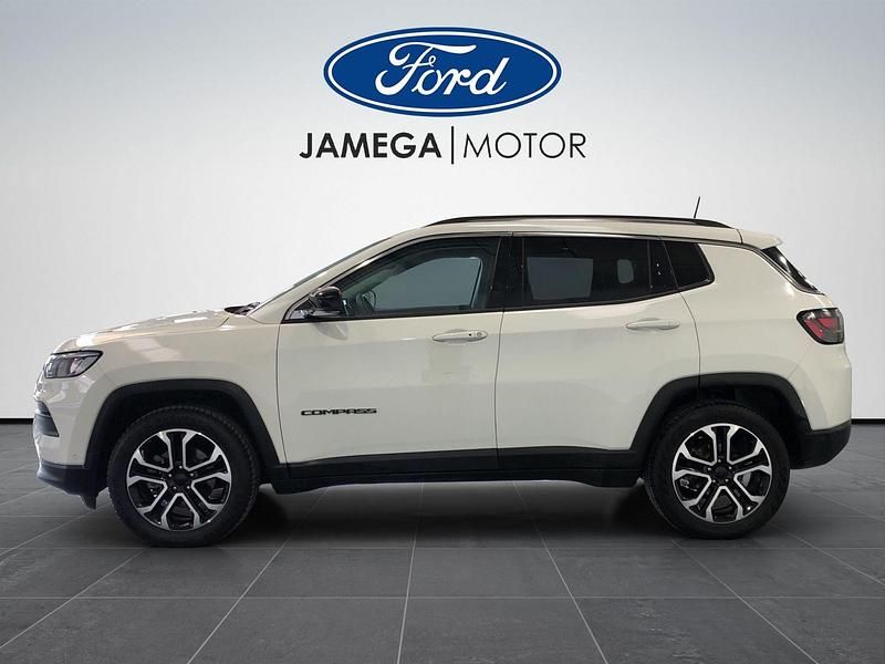 Usado Jeep Compass 80th Anniversary 130 CV (95 kW) 2021 Blanco SUV