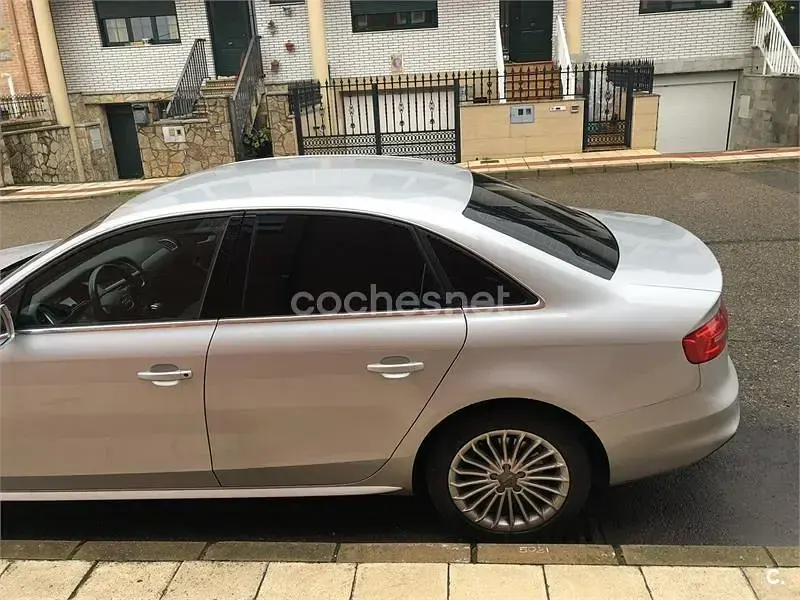 Usado Audi A4 S-Line 150 CV (110 kW) 2014 Gris / plata Berlina