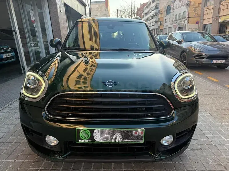 Usado Mini Cooper Countryman 136 CV (100 kW) 2019 Verde SUV