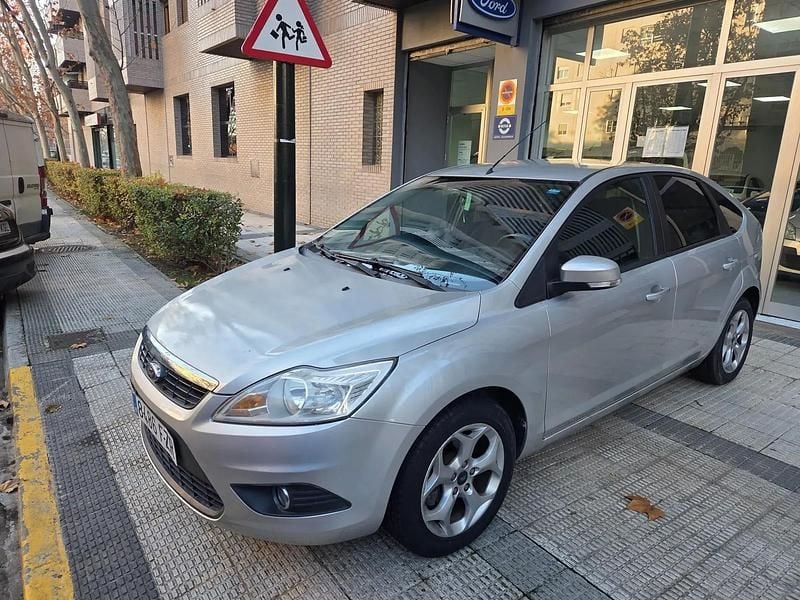 Brugt Ford Focus Trend 109 HK (80 kW) 2008 Sølv Hatchback