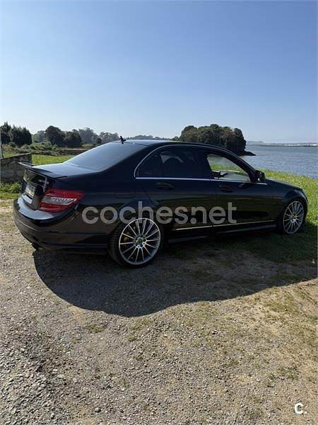 Usado Mercedes C320 Avantgarde 224 CV (164 kW) 2009 Negro Berlina