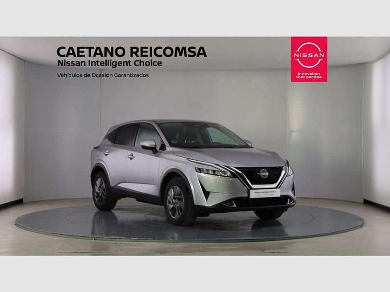 Usado Nissan Qashqai Acenta 140 CV (102 kW) 2022 Plateado SUV