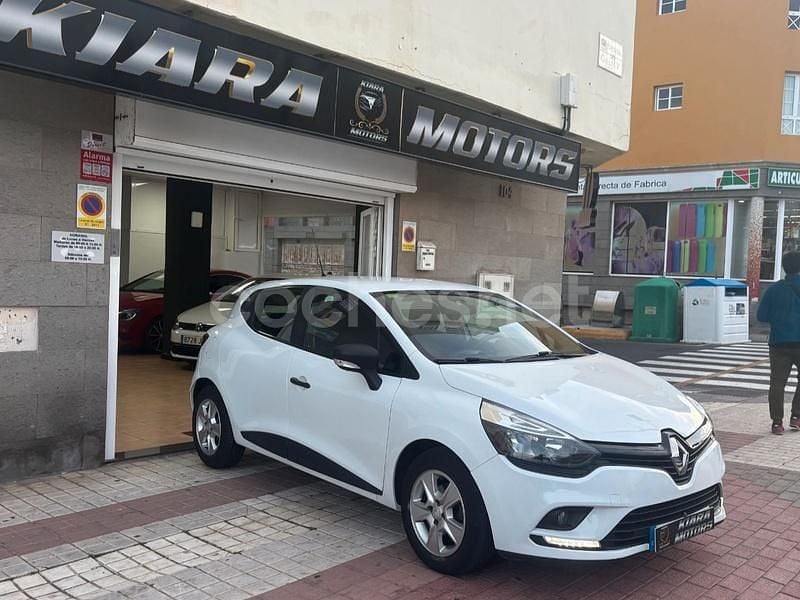 Usado Renault Clio GrandTour LIMITED 90 CV (66 kW) 2018 Blanco Familiar