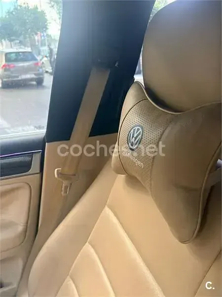 Usado VW Touareg R 174 CV (127 kW) 2004 Negro SUV