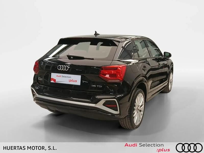 Usado Audi Q2 Ambiente 150 HP (110 kW) 2024 Preto SUV