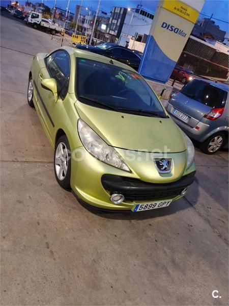 Amarillo Usado 2009 Peugeot 207 CC Descapotable | 2450 € (Super precio) - Imagen 1/3