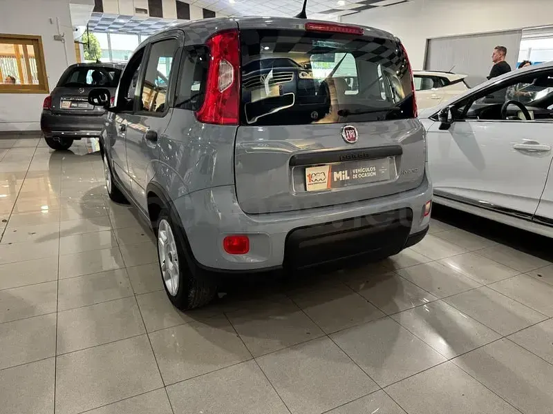 Usado Fiat Panda City Life 70 CV (51 kW) 2023 Gris / plata Utilitario