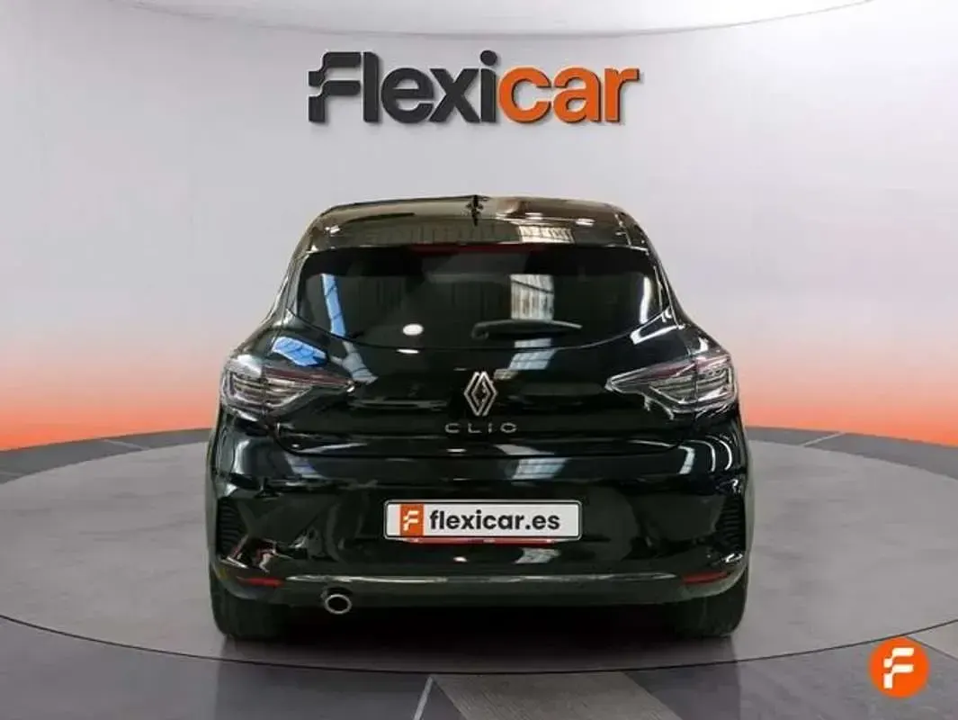 Usado Renault Clio Techno 91 CV (66 kW) 2024 Negro Utilitario