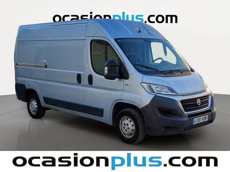 Usado Fiat Ducato 130 CV (95 kW) 2018 Azul Van