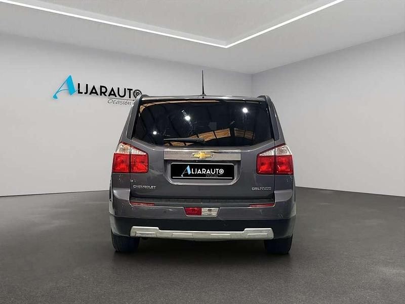 Usado Chevrolet Orlando LT 131 CV (96 kW) 2013 Gris Monovolumen