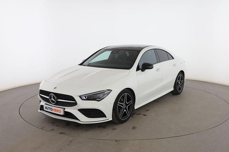 Blanco Usado 2021 Mercedes CLA180 AMG line Berlina | 31.799 € (Precio justo) - Imagen 1/3