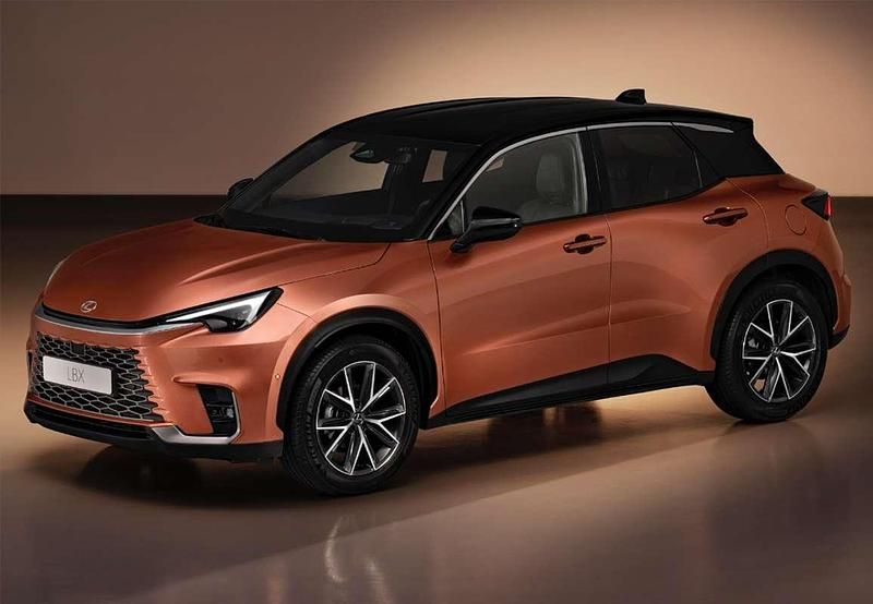 Usado Lexus LBX 136 CV (100 kW) 2024 SUV