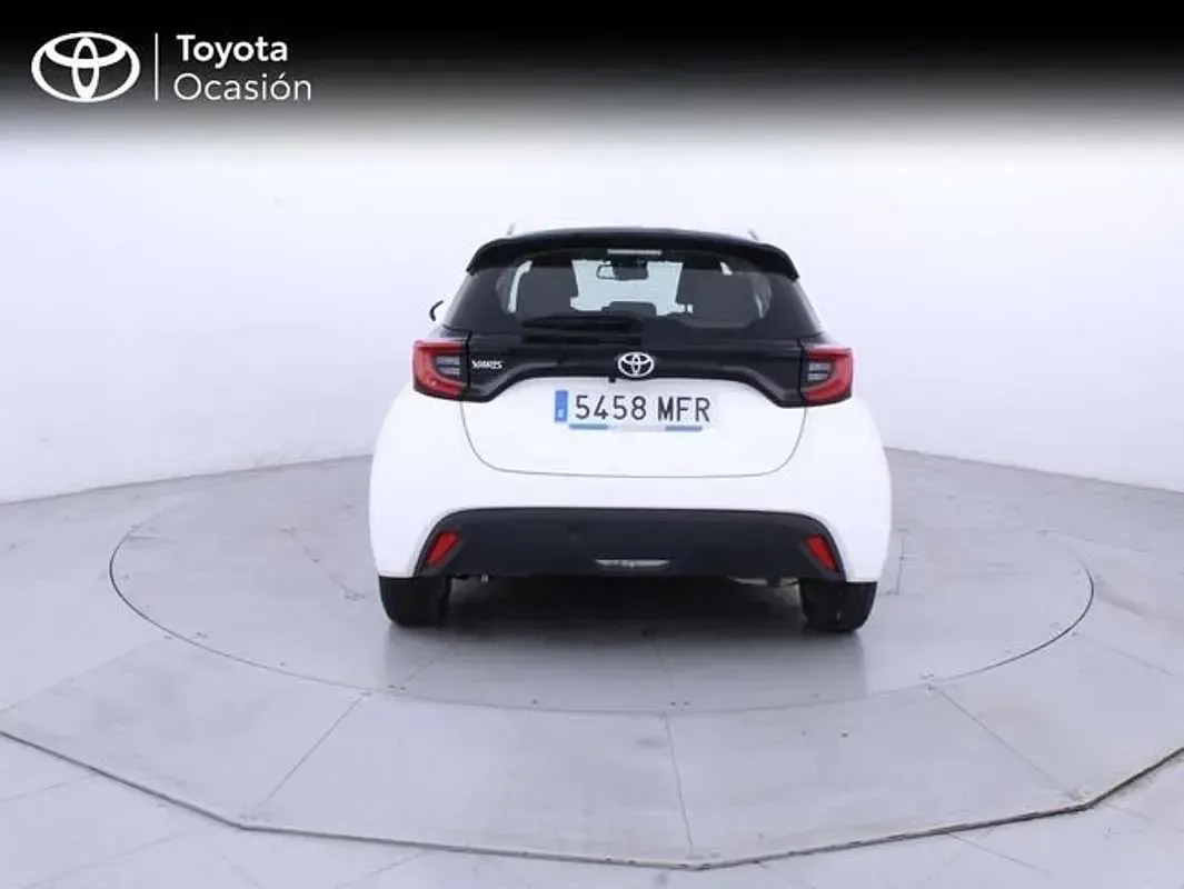 Usado Toyota Yaris Edition 125 CV (91 kW) 2023 Blanco Utilitario