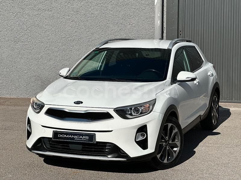 Blanco Usado 2017 Kia Stonic SUV | 12.400 € (Un poco caro) - Imagen 1/4
