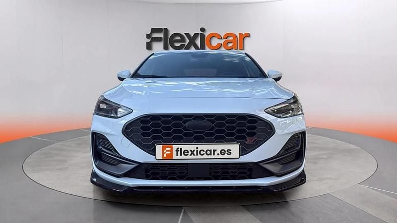 Usado Ford Focus ST 280 CV (205 kW) 2025 Blanco Berlina