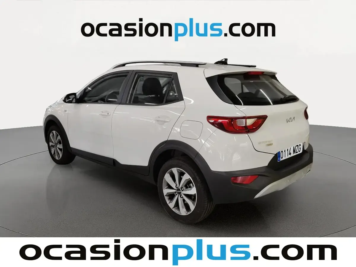 Usado Kia Stonic 101 CV (74 kW) 2025 Blanco SUV