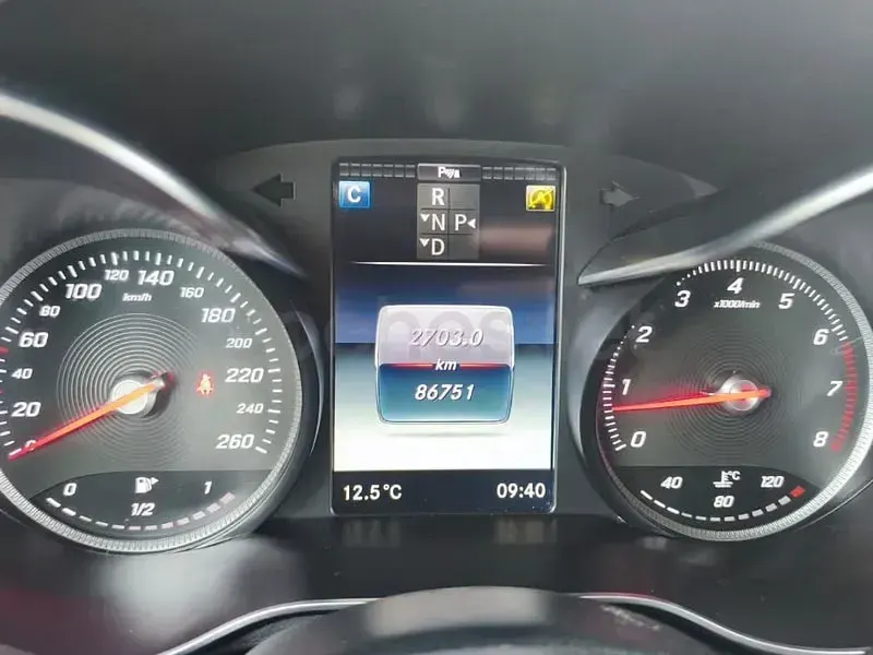 Usado Mercedes GLC250 211 CV (155 kW) 2017 Marrón SUV