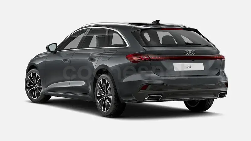 Usado Audi A5 Ambiente 299 CV (219 kW) 2025 Gris Familiar