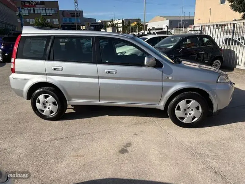 Usado Honda HR-V 105 CV (77 kW) 2004 Plateado SUV