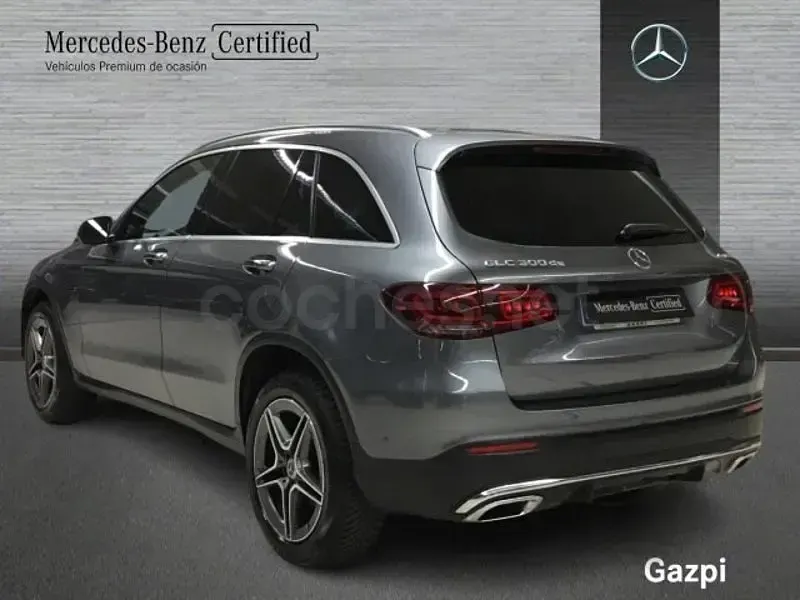 Usado Mercedes GLC300e 306 CV (225 kW) 2021 Gris / plata SUV