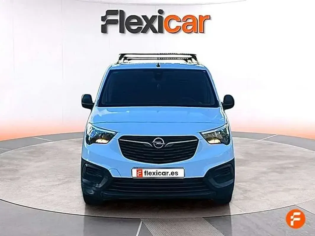Usado Opel Combo Expression 102 CV (75 kW) 2020 Blanco Monovolumen
