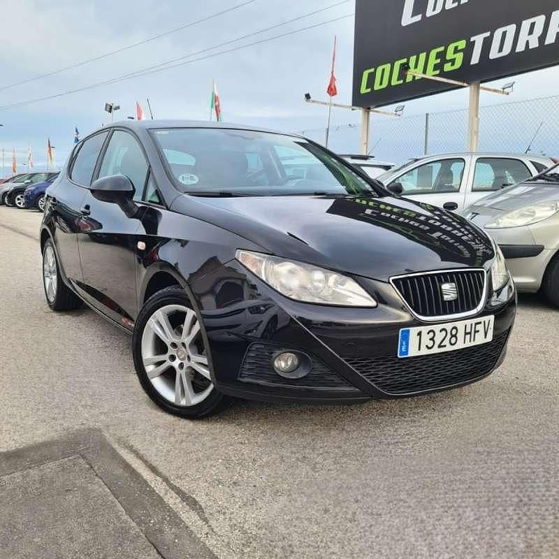 Usado Seat Ibiza Copa 90 CV (66 kW) 2011 Negro Utilitario