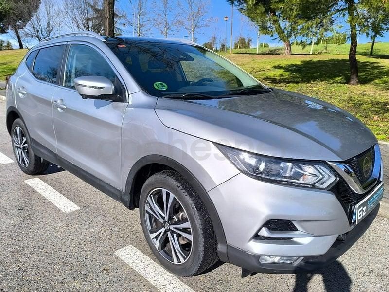Usado Nissan Qashqai Tekna 116 CV (85 kW) 2018 Gris SUV